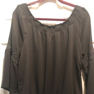 Maurice’s black keyhole peasant top